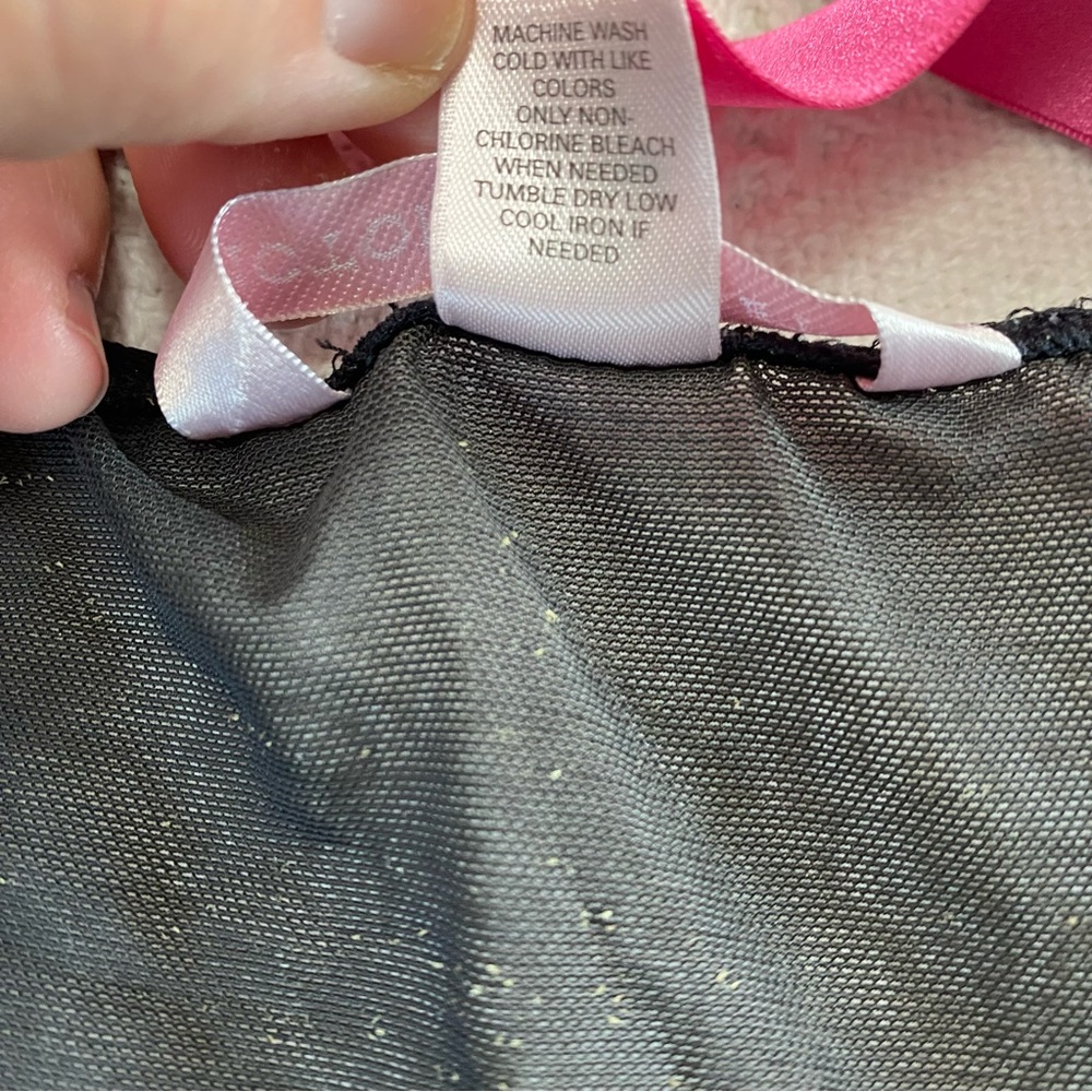 Victoria’s Secret Open Front Slip (L) - Picture 3 of 6